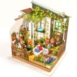 Robotime, DIY Huisje, Miller's Flower House, DG108, 19,5x18,3x21cm.