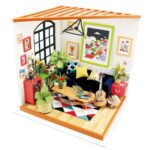 Robotime, DIY Huisje, Locus's Sitting Room, DG106, 20,1x18,5x18,7cm.